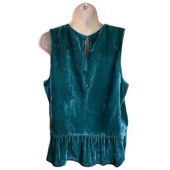 J. Crew KELLY GREEN VELVET SLEEVELESS TOP Size 12 Tank Blouse EUC - Picture 4 of 9